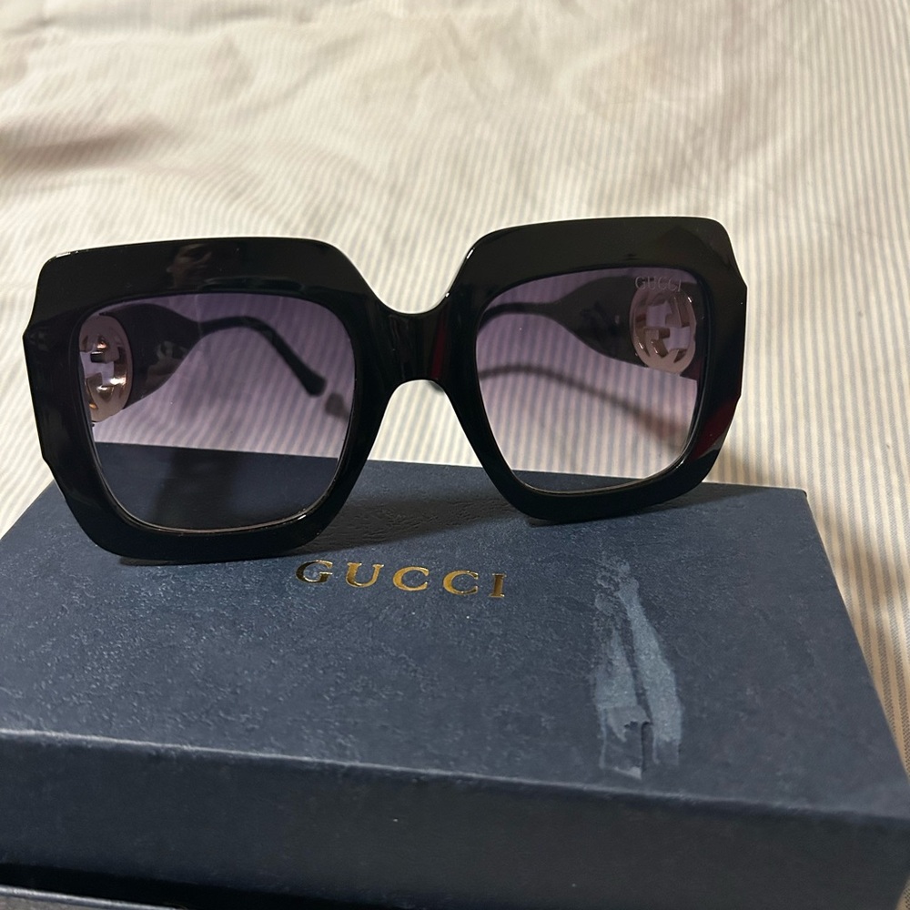 Gucci glasses
